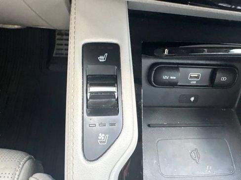 Used 2022 Kia Telluride SX w/ SX Prestige Package AWD/4WD image 15