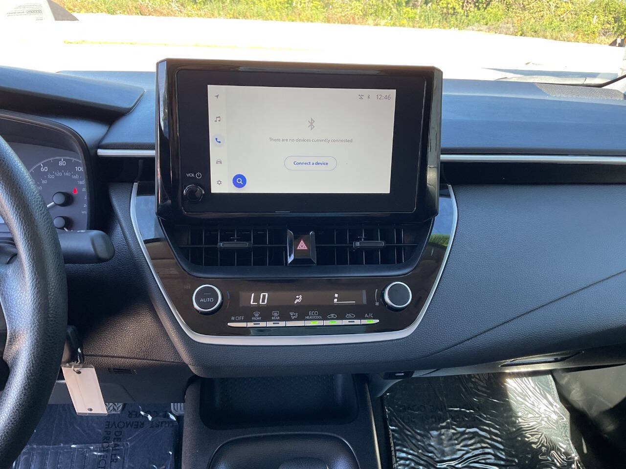 Used 2025 Toyota Corolla LE FWD image 26