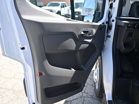 New 2026 Ford Transit 250 148 Medium Roof Extended AWD w/ Load Area Protection Package image 17