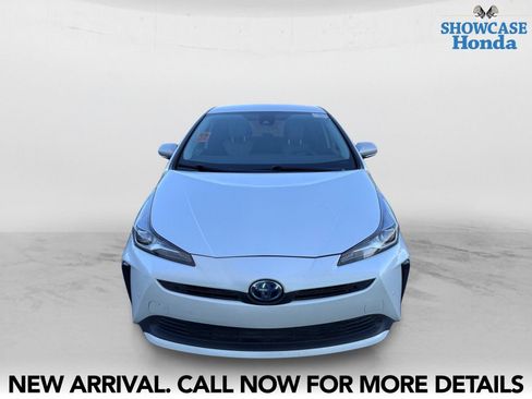 Used 2022 Toyota Prius LE FWD image 7