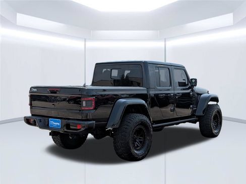 Used 2021 Jeep Gladiator Overland AWD/4WD image 6