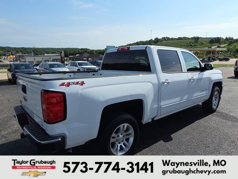 Used 2018 Chevrolet Silverado 1500 LT w/ All Star Edition AWD/4WD image 9