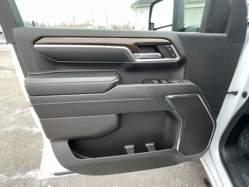 Used 2024 GMC Sierra 2500 SLE w/ Snow Plow Prep/Camper Package image 21