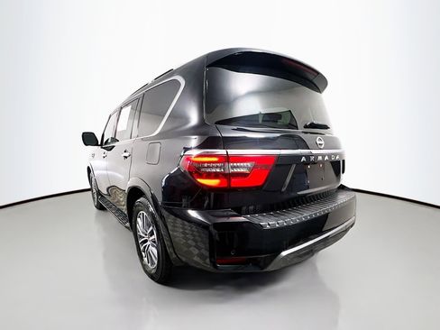 Used 2024 Nissan Armada SL image 8