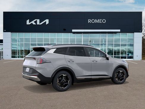 New 2026 Kia Sportage EX image 7