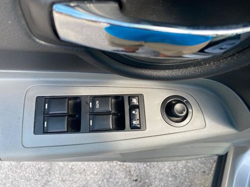 Used 2007 Dodge Charger w/ Convenience Group I RWD image 34