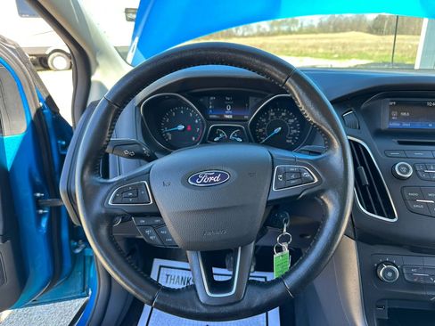 Used 2016 Ford Focus SE w/ Equipment Group 201A FWD image 17