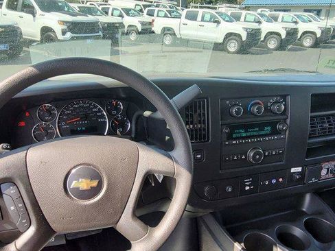 Used 2026 Chevrolet Express 3500 w/ Power Convenience Package RWD image 11