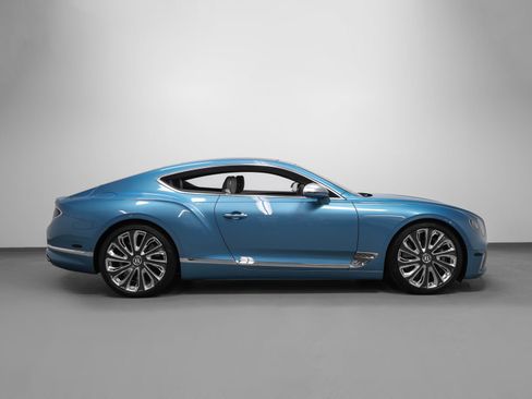 Used 2022 Bentley Continental GT AWD/4WD image 13