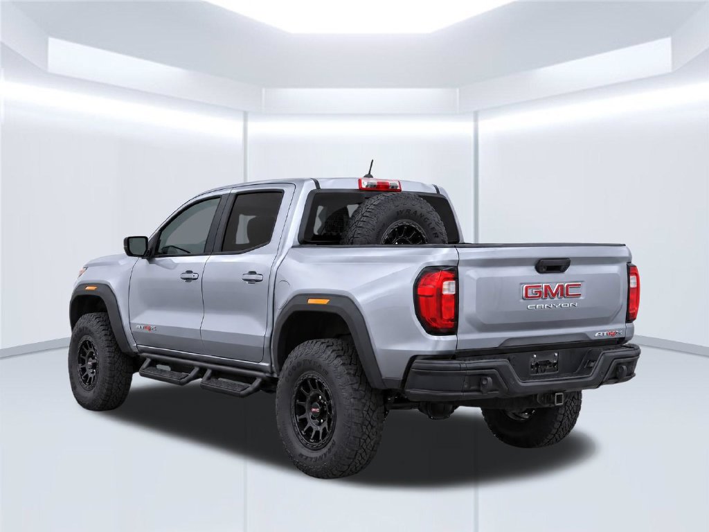 Used 2024 GMC Canyon AT4X w/ AT4X AEV Edition AWD/4WD image 5