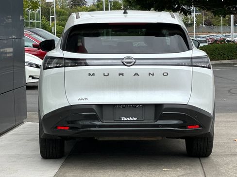 Used 2025 Nissan Murano SV AWD/4WD image 4