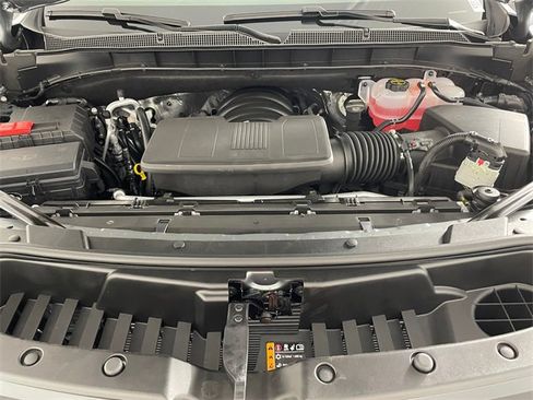 New 2026 Chevrolet Suburban High Country image 18