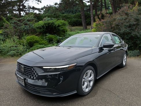 New 2026 Honda Accord LX image 3