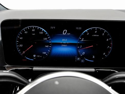 Used 2023 Mercedes-Benz GLA 250 w/ Premium Package image 23