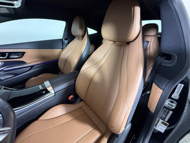 Used 2024 Mercedes-Benz CLE 300 4MATIC Coupe image 6