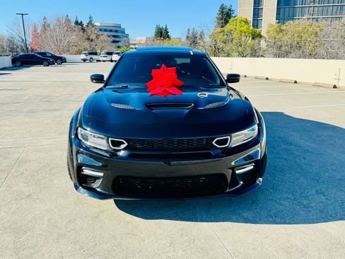 Used 2022 Dodge Charger Scat Pack RWD image 9