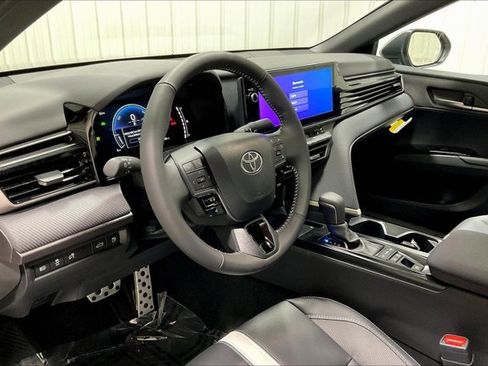 New 2026 Toyota Camry SE image 6