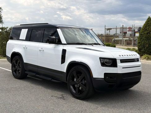 New 2026 Land Rover Defender 130 S AWD/4WD image 7