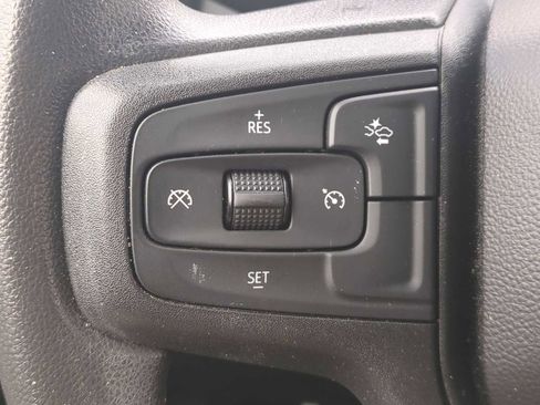 Used 2022 Chevrolet Silverado 1500 Custom image 15