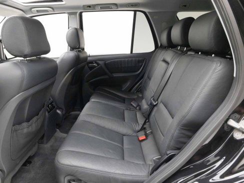Used 2002 Mercedes-Benz ML 55 AMG 4MATIC image 40