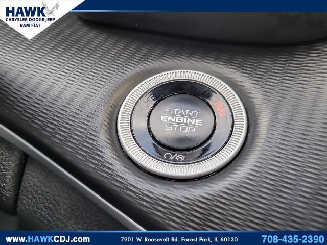 Certified 2025 Jeep Grand Cherokee Altitude AWD/4WD image 18