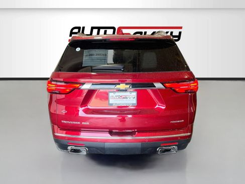 Used 2022 Chevrolet Traverse Premier AWD/4WD image 6