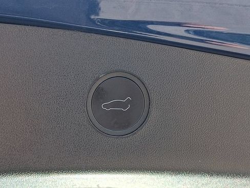 Used 2023 Tesla Model 3 Standard Range RWD image 32