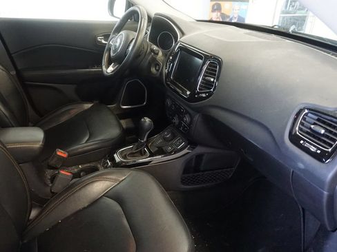 Used 2019 Jeep Compass Limited w/ Safety & Security Group AWD/4WD image 22