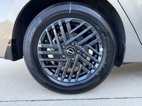 New 2026 Nissan Sentra SV image 29