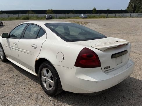 Used 2008 Pontiac Grand Prix w/ Preferred Package FWD image 52