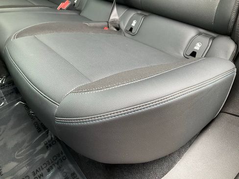 Used 2024 Chevrolet Equinox EV LT FWD image 28