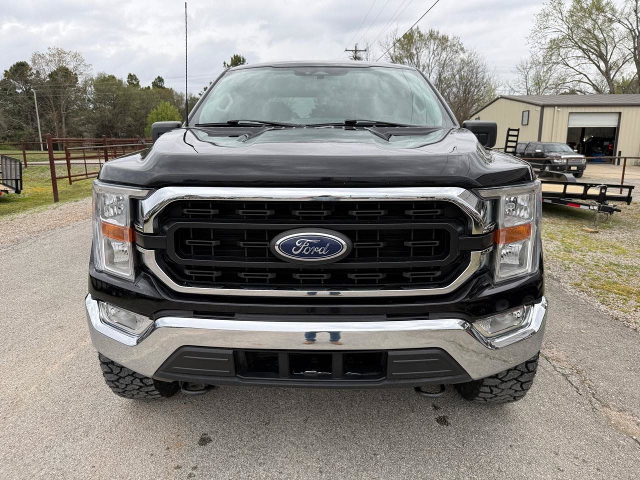 Used 2022 Ford F150 XLT w/ Equipment Group 301A Mid AWD/4WD image 9