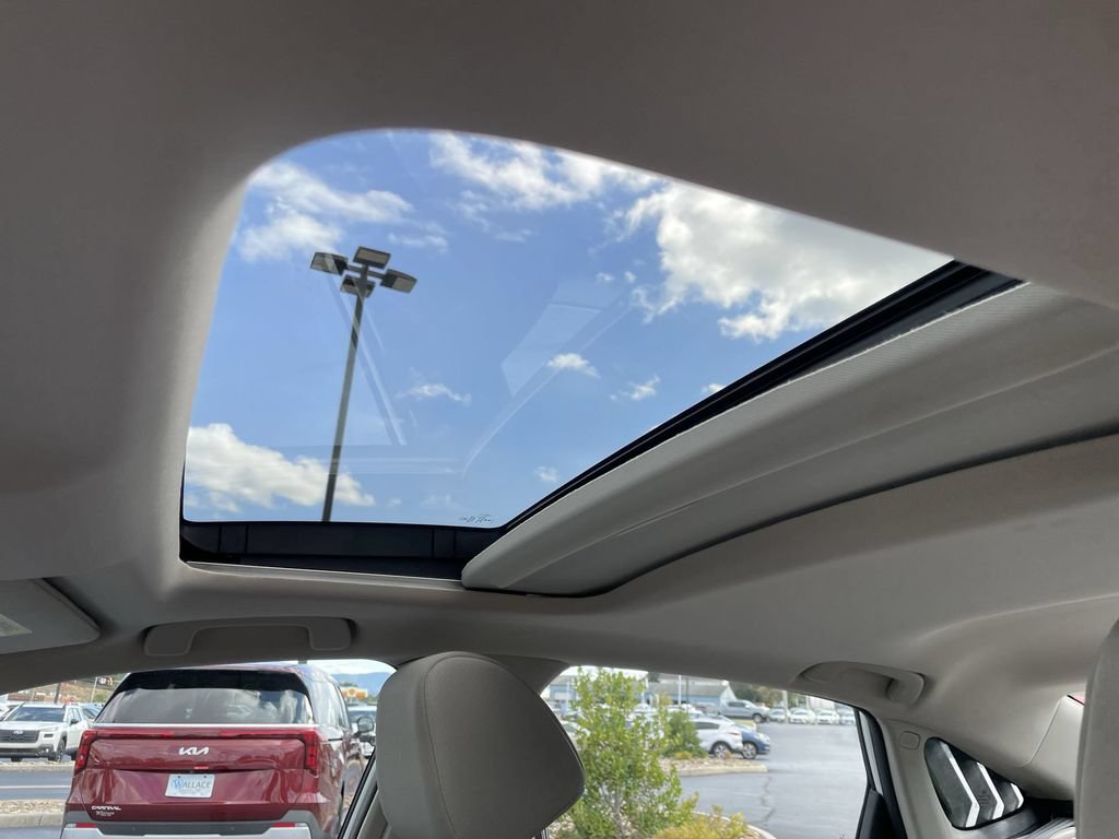 Used 2024 Honda Civic EX image 9
