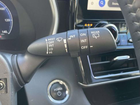 Used 2023 Toyota Highlander Limited image 15