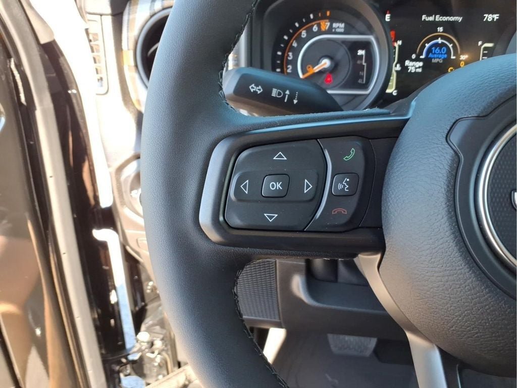 New 2026 Jeep Gladiator Sport AWD/4WD image 16