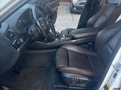 Used 2017 BMW X4 xDrive28i image 13