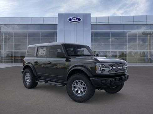 New 2025 Ford Bronco Badlands image 7