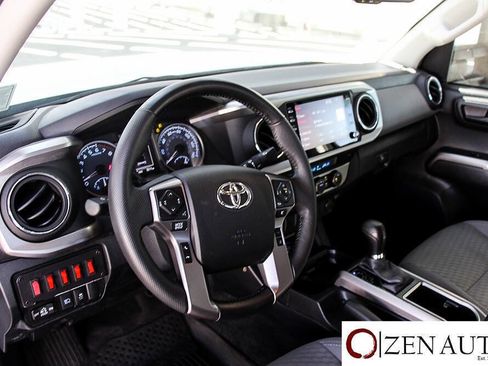 Used 2022 Toyota Tacoma SR5 RWD image 24