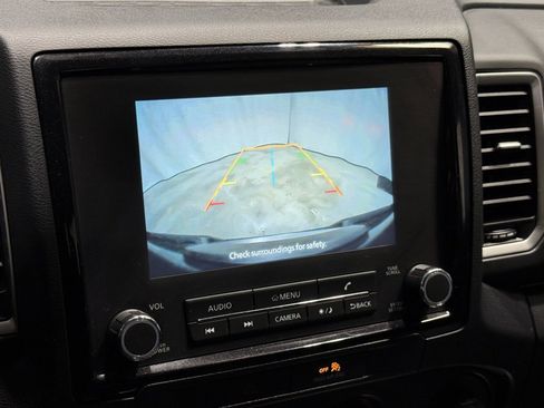 Certified 2022 Nissan Frontier SV w/ Technology Package image 12