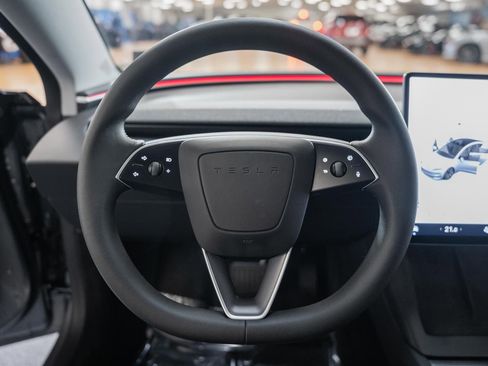 Used 2025 Tesla Model 3 Long Range image 29