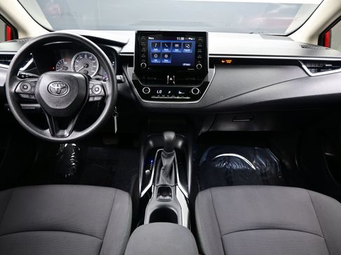 Used 2021 Toyota Corolla LE FWD image 16