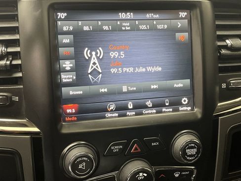 Used 2018 RAM 2500 Big Horn w/ Sport Appearance Group image 19