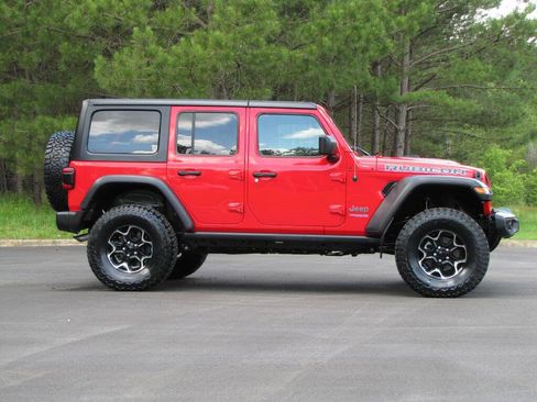 Used 2022 Jeep Wrangler Unlimited Rubicon 4xe w/ Cold Weather Group image 4