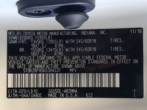 Used 2019 Toyota Highlander XLE FWD image 33