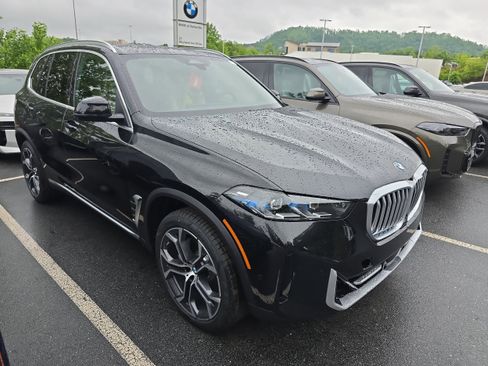 New 2026 BMW X5 xDrive40i w/ Climate Comfort Package AWD/4WD image 1