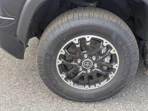 Used 2024 Toyota Tundra SR5 w/ TRD Off-Road Package AWD/4WD image 10