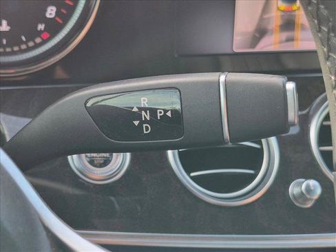 Used 2019 Mercedes-Benz E 300 image 15