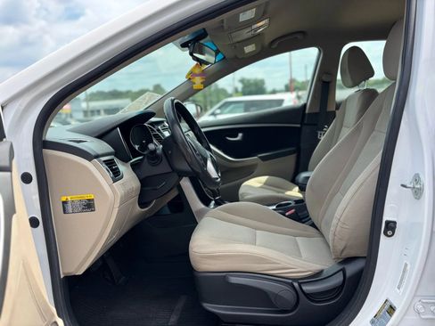 Used 2013 Hyundai Elantra GT FWD image 7
