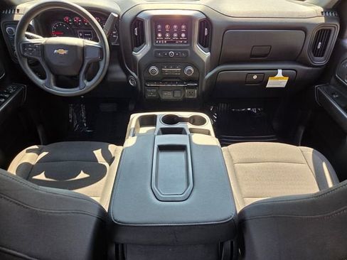 Used 2025 Chevrolet Silverado 2500 Custom w/ Custom Value Package AWD/4WD image 16