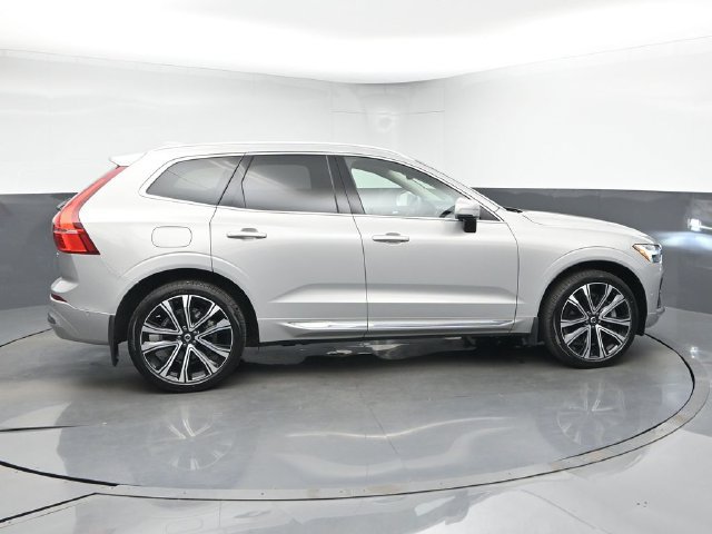 Used 2023 Volvo XC60 B6 Ultimate w/ Climate Package AWD/4WD image 9